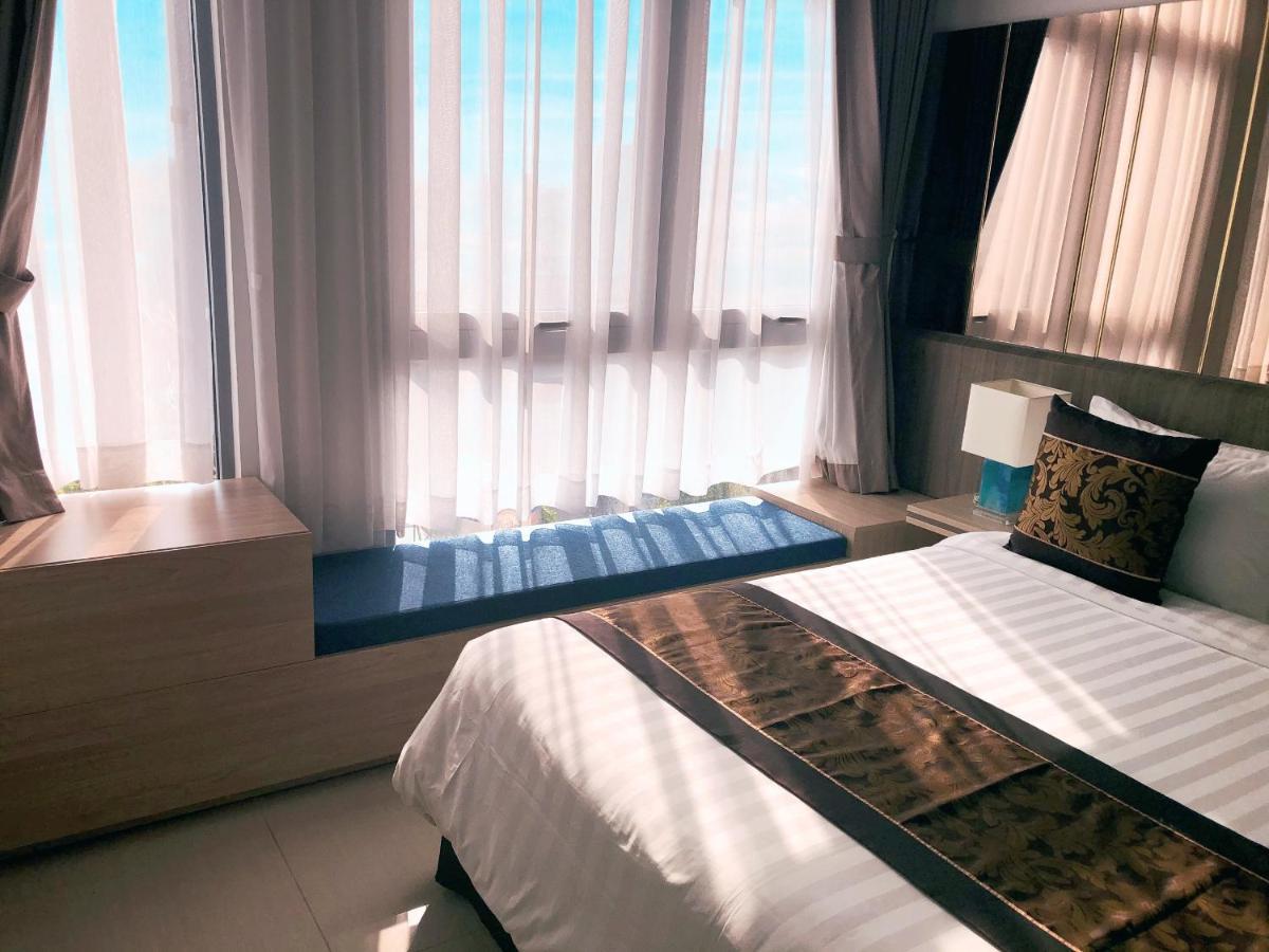 Aurora Western Village Хошимин Екстериор снимка